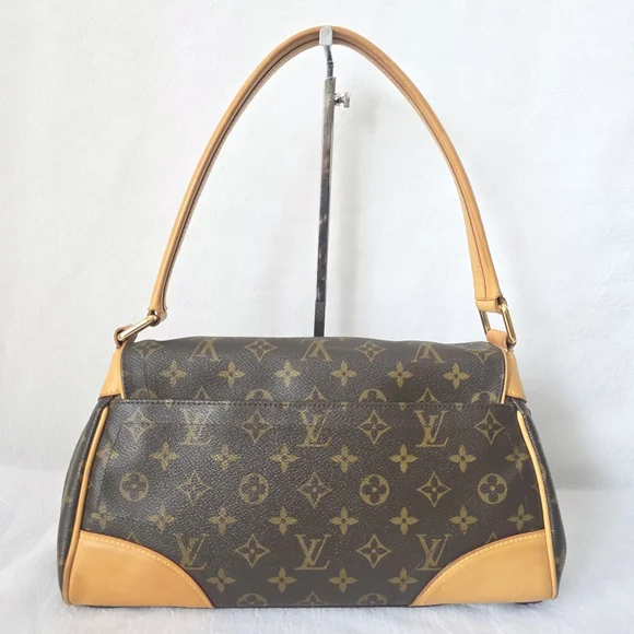 Authentic Louis Vuitton Beverly MM Shoulder Bag - Picture 2 of 11